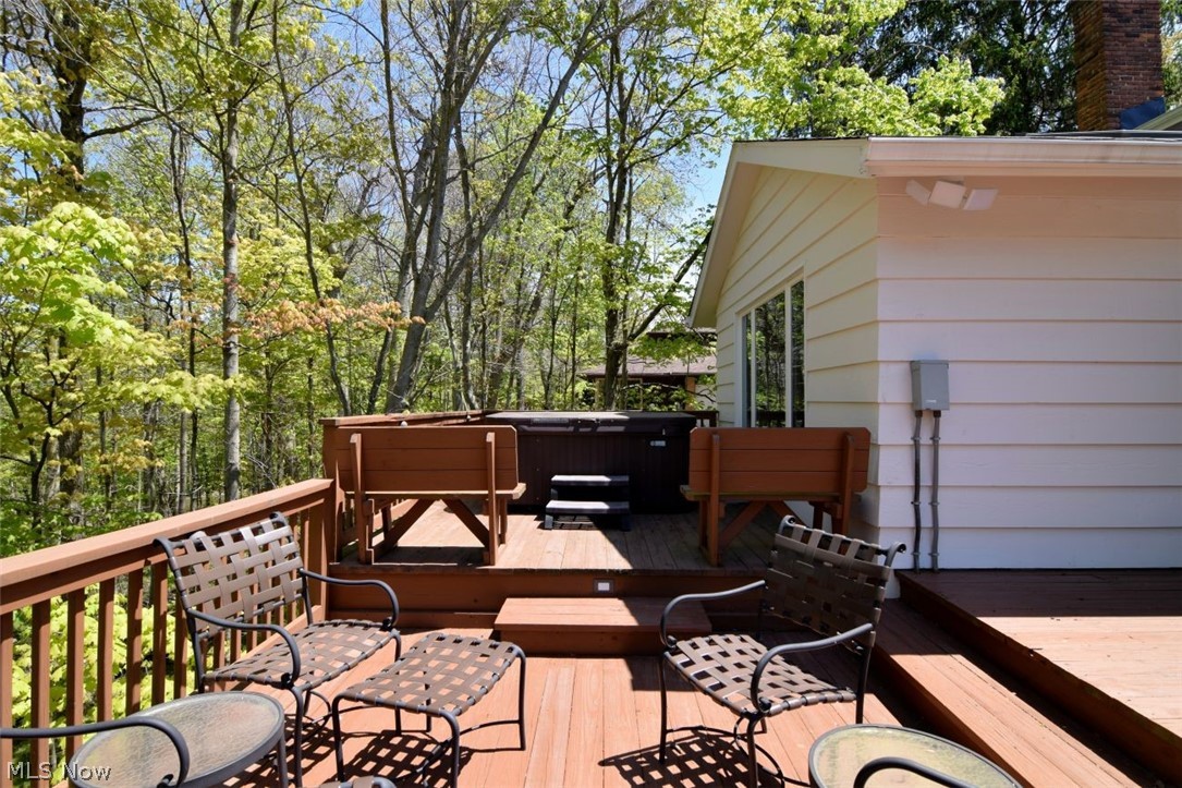9 Pepper Creek Drive Pepper Pike OH 44124