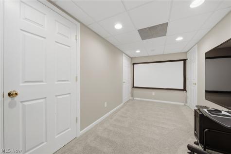 120 Pinehurst Drive Aurora OH 44202