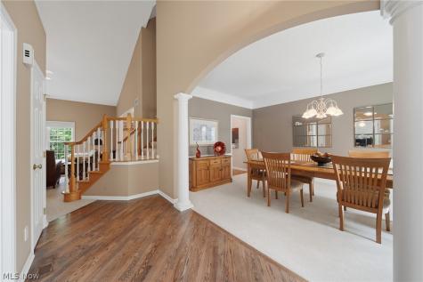 120 Pinehurst Drive Aurora OH 44202