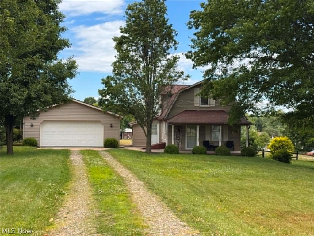 564 6th Street NW Carrollton OH 44615