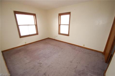 146 N Richview Avenue Youngstown OH 44509
