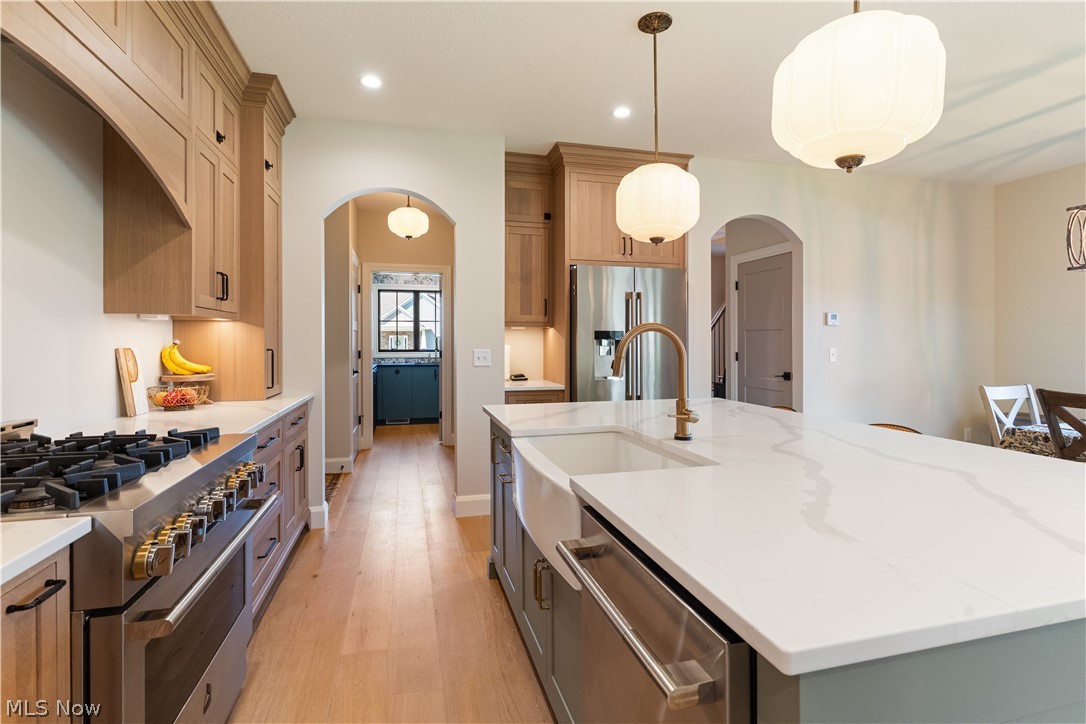 782 Radcliffe Pass Columbiana OH 44408
