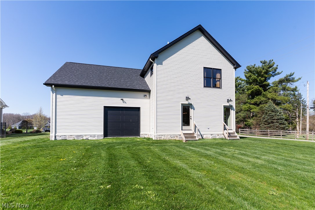 782 Radcliffe Pass Columbiana OH 44408