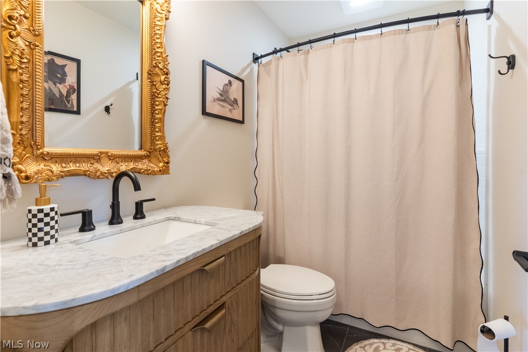 782 Radcliffe Pass Columbiana OH 44408