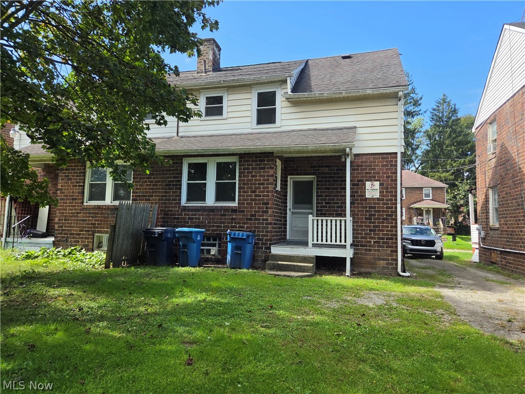 442 Garfield Street Struthers OH 44471