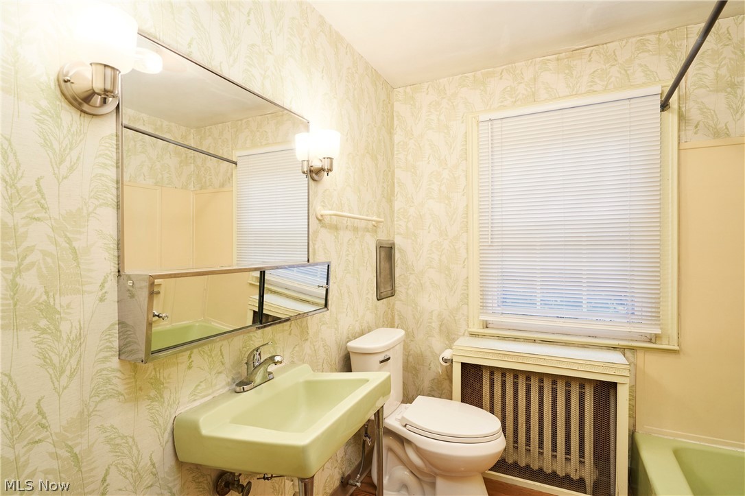 1296 Delia Avenue Akron OH 44320