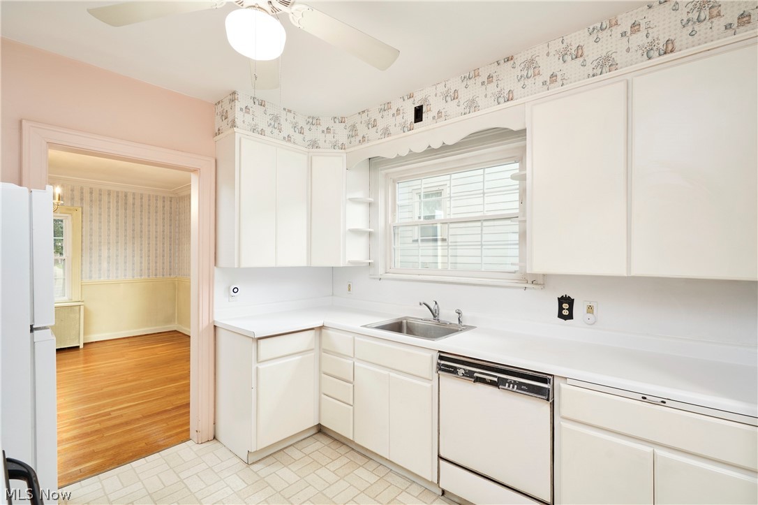 1296 Delia Avenue Akron OH 44320