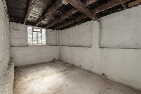 3651 E 103rd Street Cleveland OH 44105