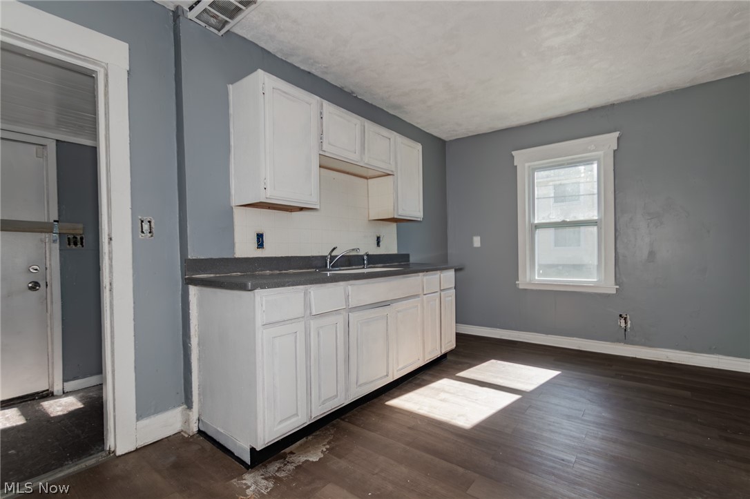 3651 E 103rd Street Cleveland OH 44105