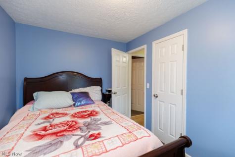 245 Defiance Avenue Elyria OH 44035