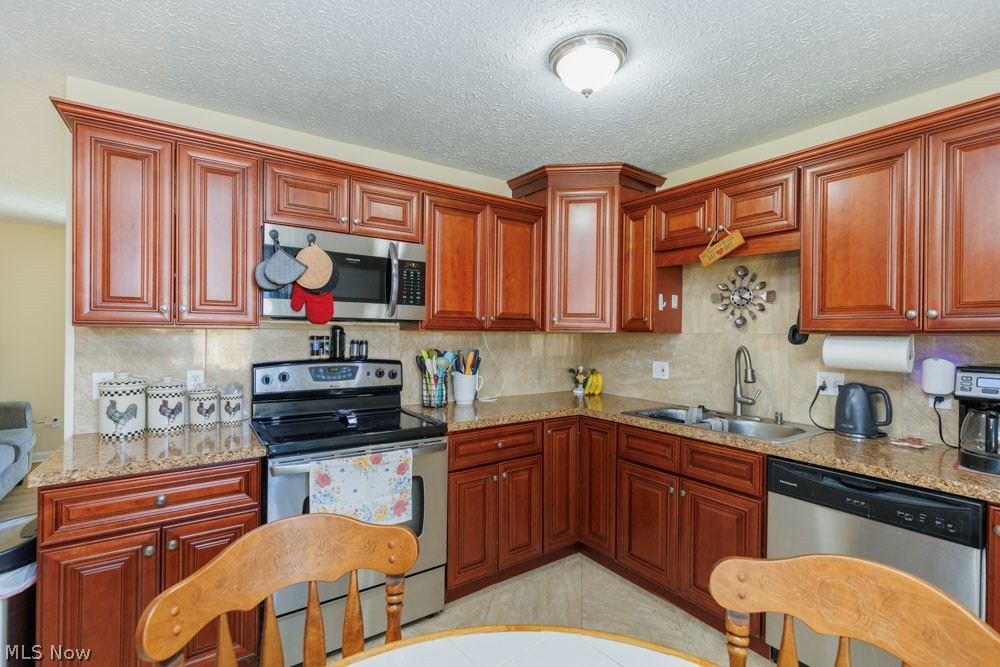 245 Defiance Avenue Elyria OH 44035