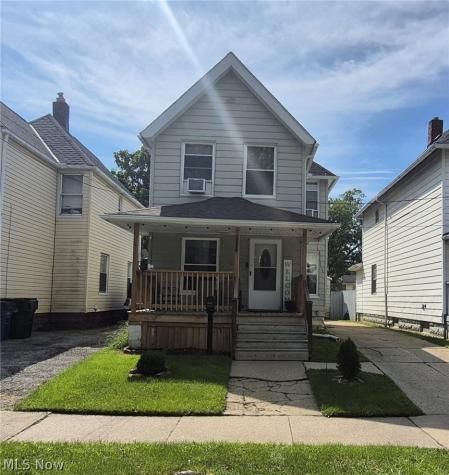 3917 Mapledale Avenue Cleveland OH 44109
