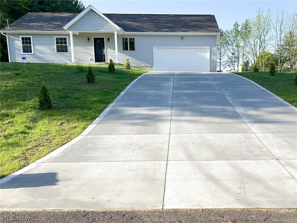 3654 Rolling Ridge Road NE Canton OH 44721