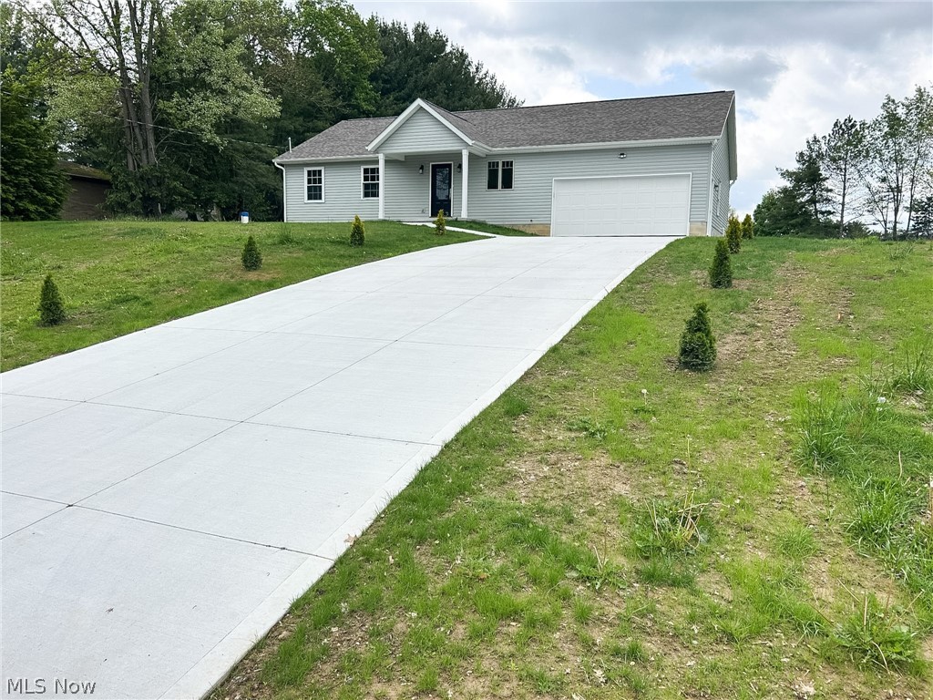 3654 Rolling Ridge Road NE Canton OH 44721
