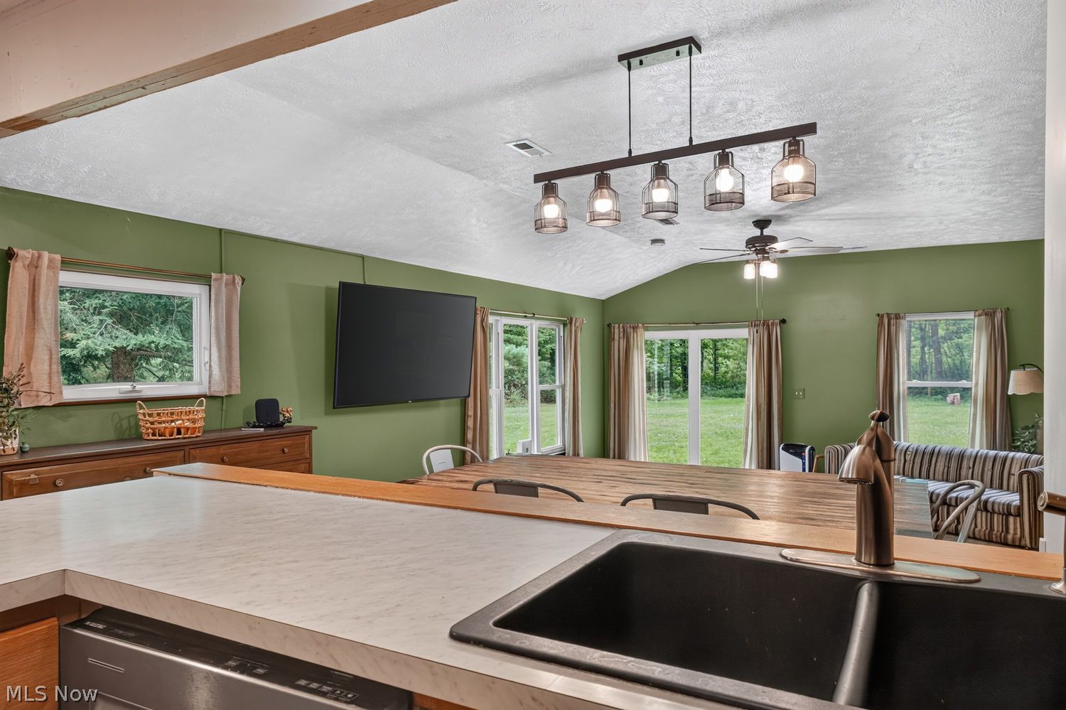 13480 Shady Lane Chesterland OH 44026