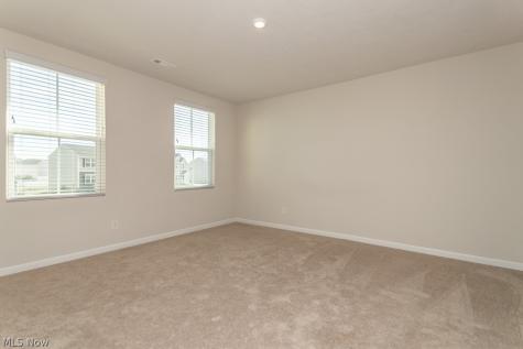 578 Cherrywood Lane Painesville OH 44077