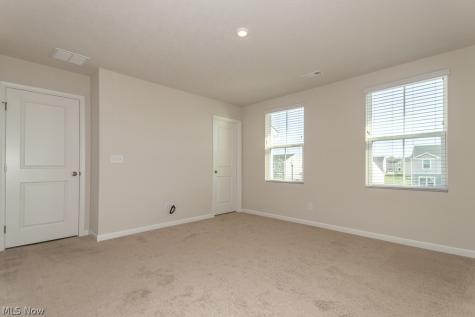 578 Cherrywood Lane Painesville OH 44077