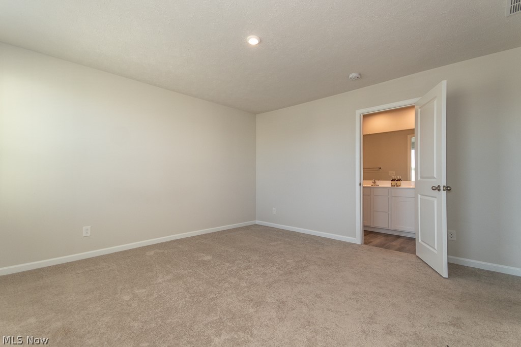 578 Cherrywood Lane Painesville OH 44077