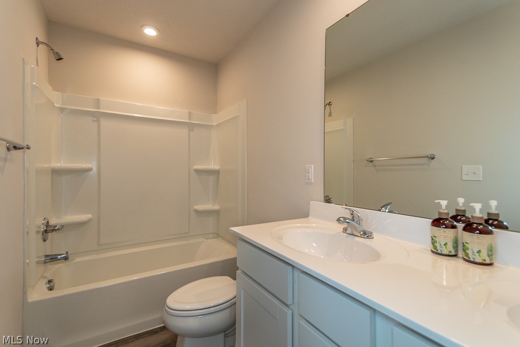 578 Cherrywood Lane Painesville OH 44077