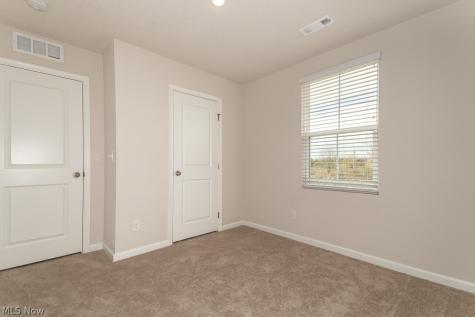 578 Cherrywood Lane Painesville OH 44077