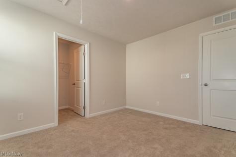 578 Cherrywood Lane Painesville OH 44077