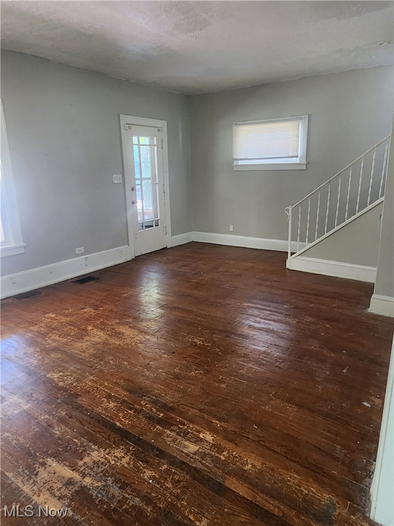 24691 Hawthorne Euclid OH 44117