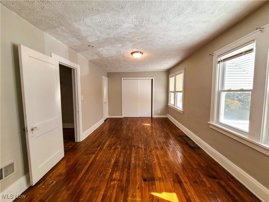 24691 Hawthorne Euclid OH 44117