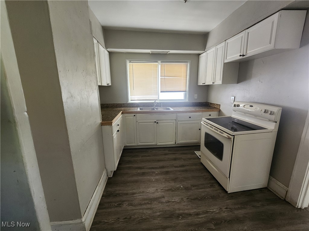 24691 Hawthorne Euclid OH 44117