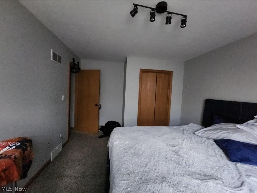 798 Devitt Avenue Campbell OH 44405
