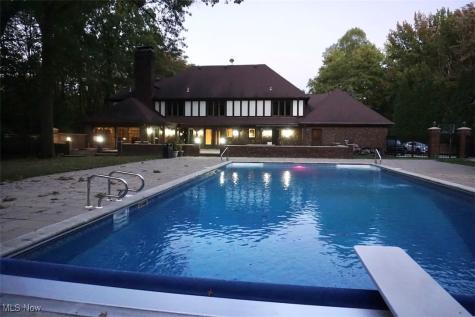 1760 Chartley Road Gates Mills OH 44040