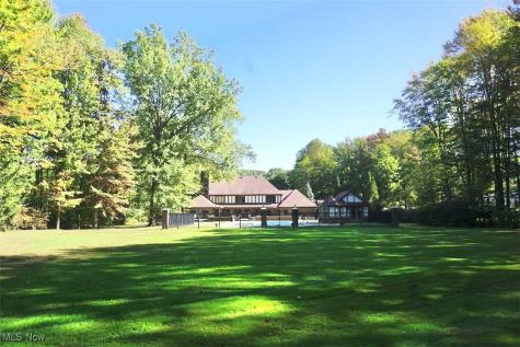 1760 Chartley Road Gates Mills OH 44040
