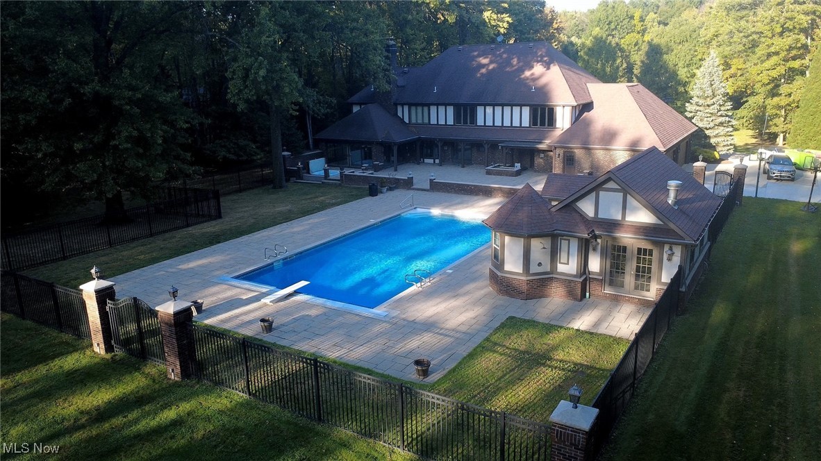 1760 Chartley Road Gates Mills OH 44040