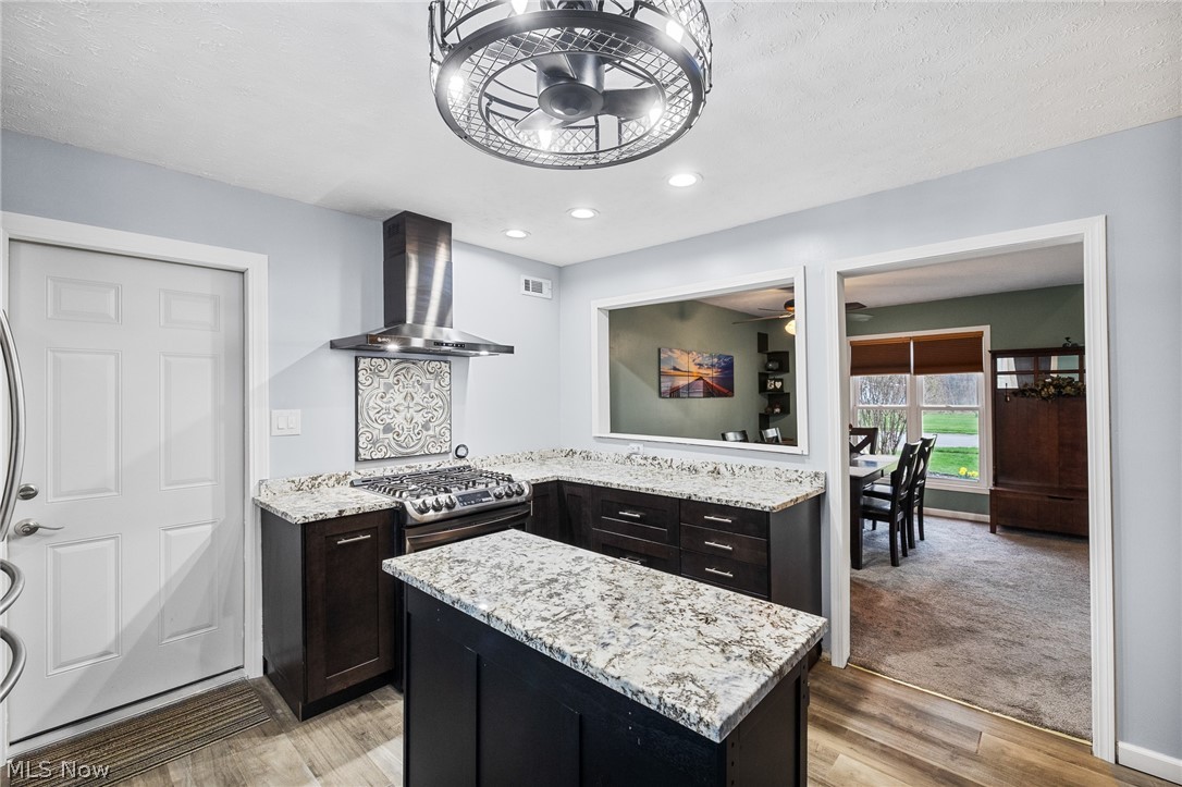 547 Cove Beach Avenue Sheffield Lake OH 44054