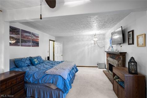547 Cove Beach Avenue Sheffield Lake OH 44054