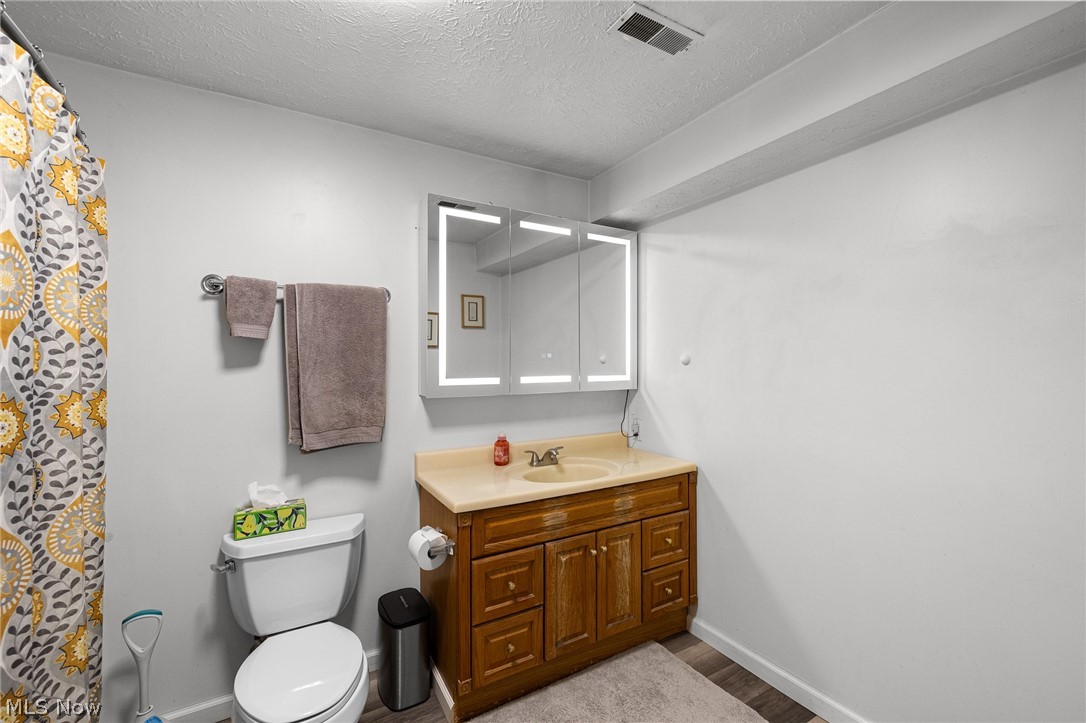 547 Cove Beach Avenue Sheffield Lake OH 44054