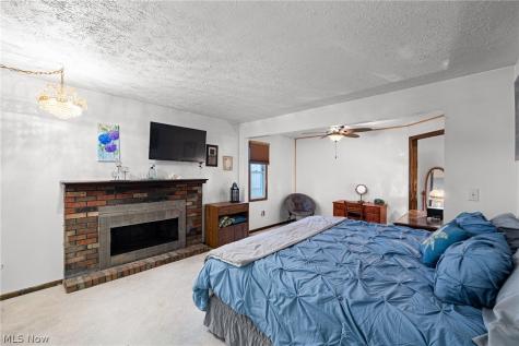 547 Cove Beach Avenue Sheffield Lake OH 44054