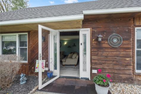 547 Cove Beach Avenue Sheffield Lake OH 44054