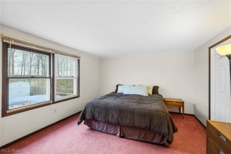 547 Cove Beach Avenue Sheffield Lake OH 44054