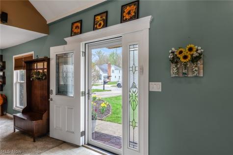 547 Cove Beach Avenue Sheffield Lake OH 44054