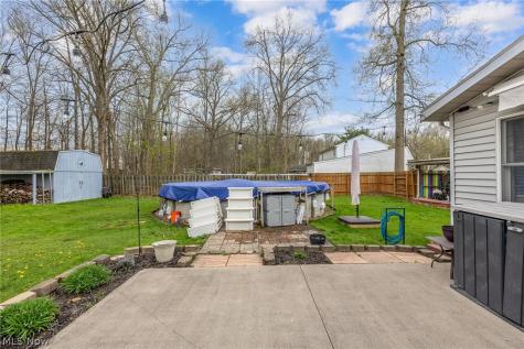 547 Cove Beach Avenue Sheffield Lake OH 44054