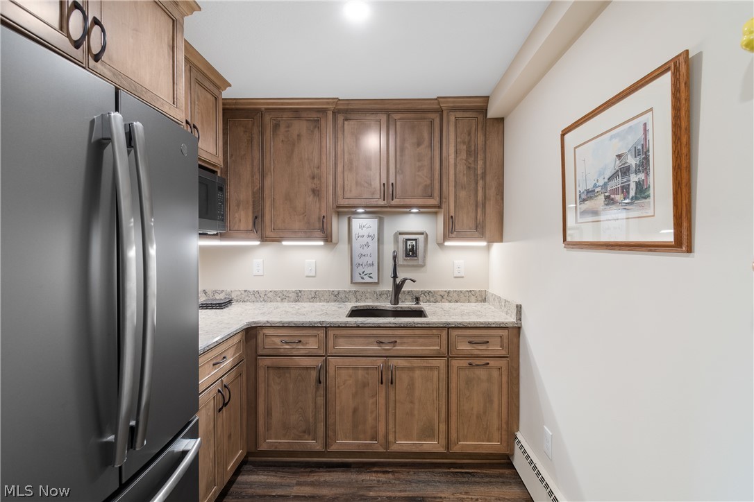 10661 Kent Avenue NE Hartville OH 44632