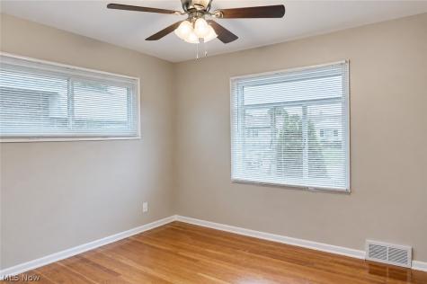 2318 Lincoln Avenue Parma OH 44134