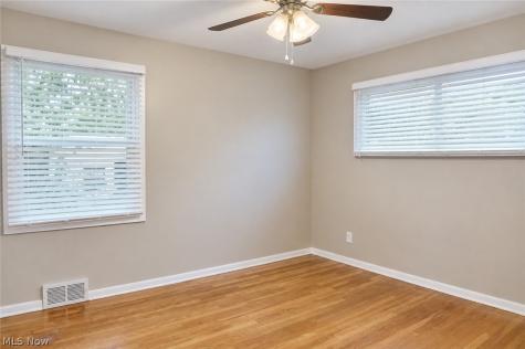 2318 Lincoln Avenue Parma OH 44134