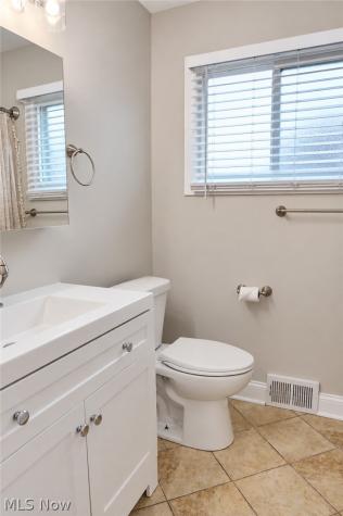 2318 Lincoln Avenue Parma OH 44134