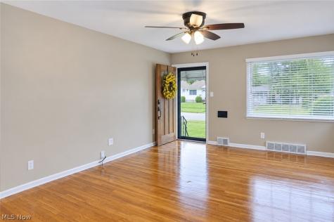 2318 Lincoln Avenue Parma OH 44134