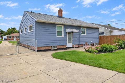 2318 Lincoln Avenue Parma OH 44134