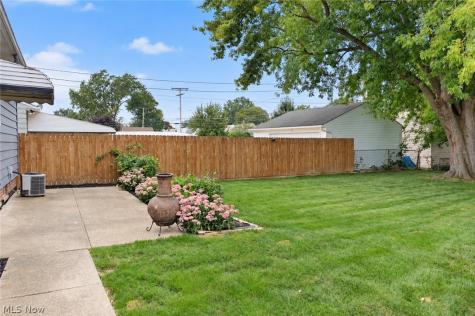 2318 Lincoln Avenue Parma OH 44134
