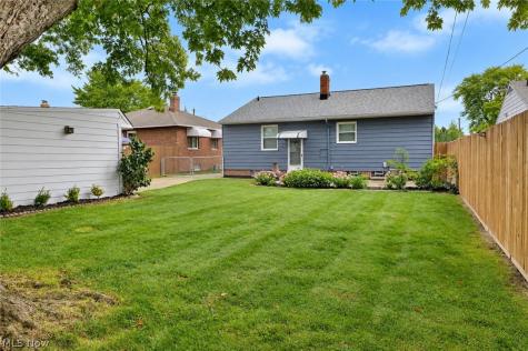 2318 Lincoln Avenue Parma OH 44134