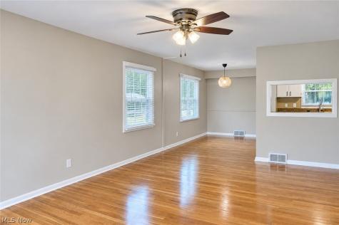 2318 Lincoln Avenue Parma OH 44134