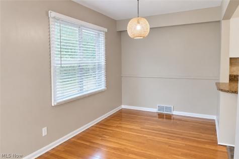 2318 Lincoln Avenue Parma OH 44134